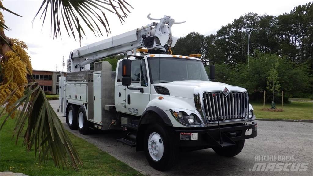 International 7400 Kita