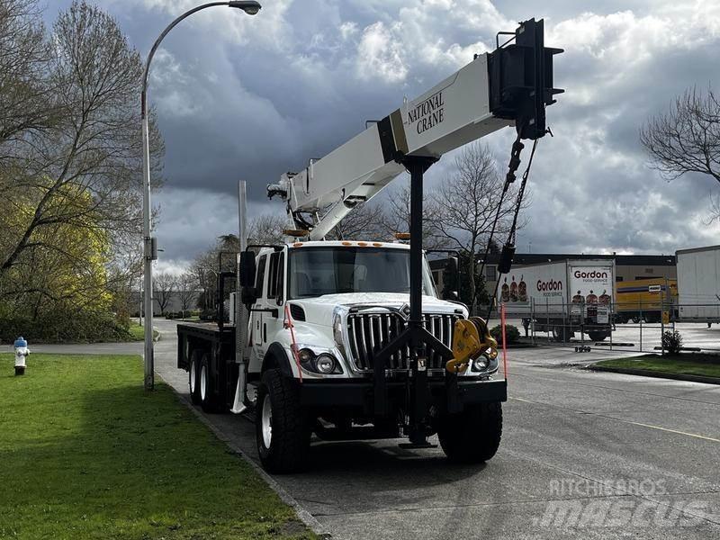 International 7500 Automobiliniai kranai