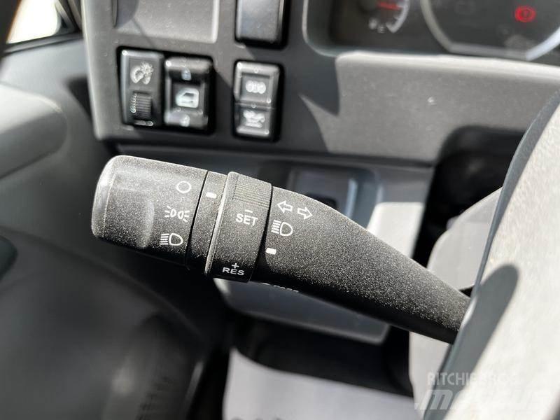 Isuzu NQR Krovininiai furgonai