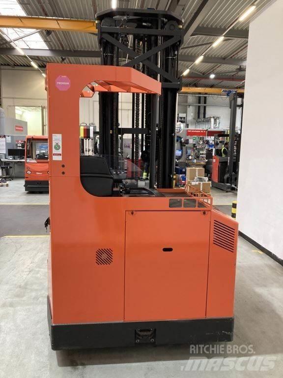 BT FRE270 Šakiniai krautuvai su privažiavimu iš visų keturių pusių