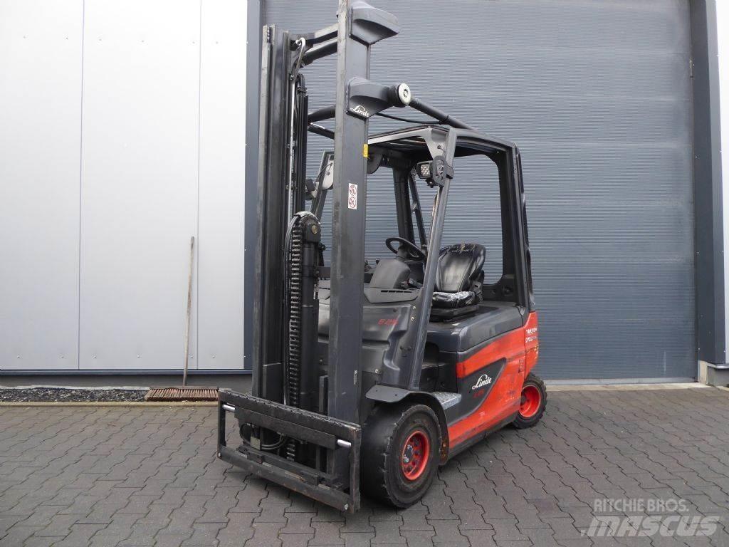 Linde E25-01 Elektriniai šakiniai krautuvai
