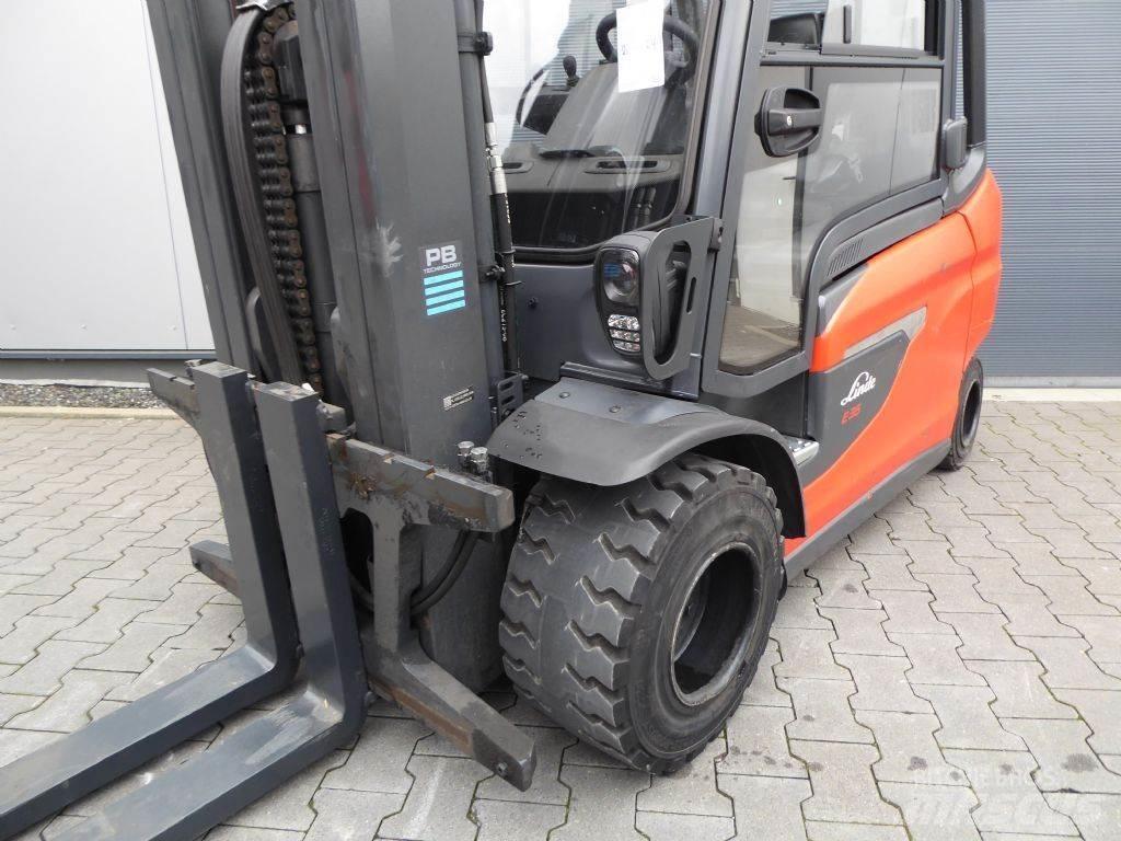 Linde E35L-01 Elektriniai šakiniai krautuvai