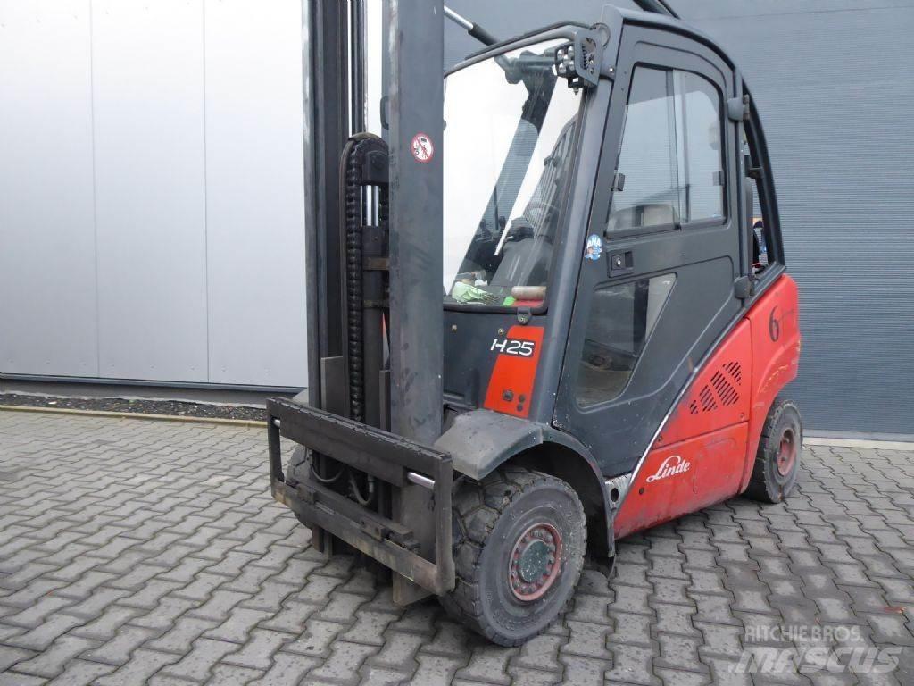 Linde H25T-01 LPG (dujiniai) krautuvai
