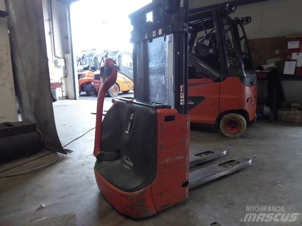Linde L12L Rankiniai vėžimėliai