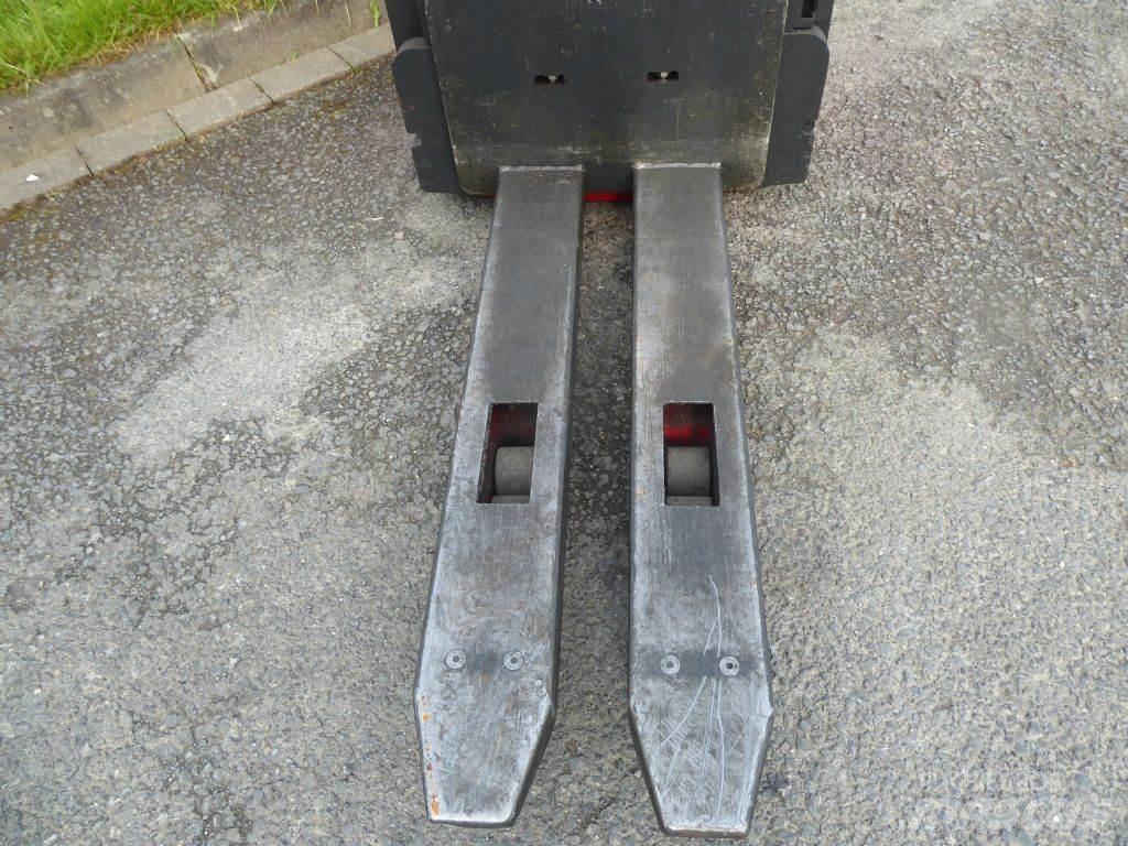Linde L14 Rankiniai vėžimėliai