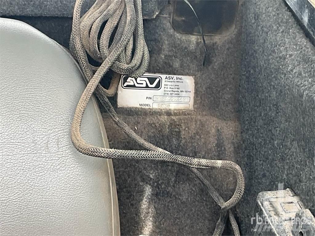 ASV RC30 Krautuvai su šoniniu pasukimu