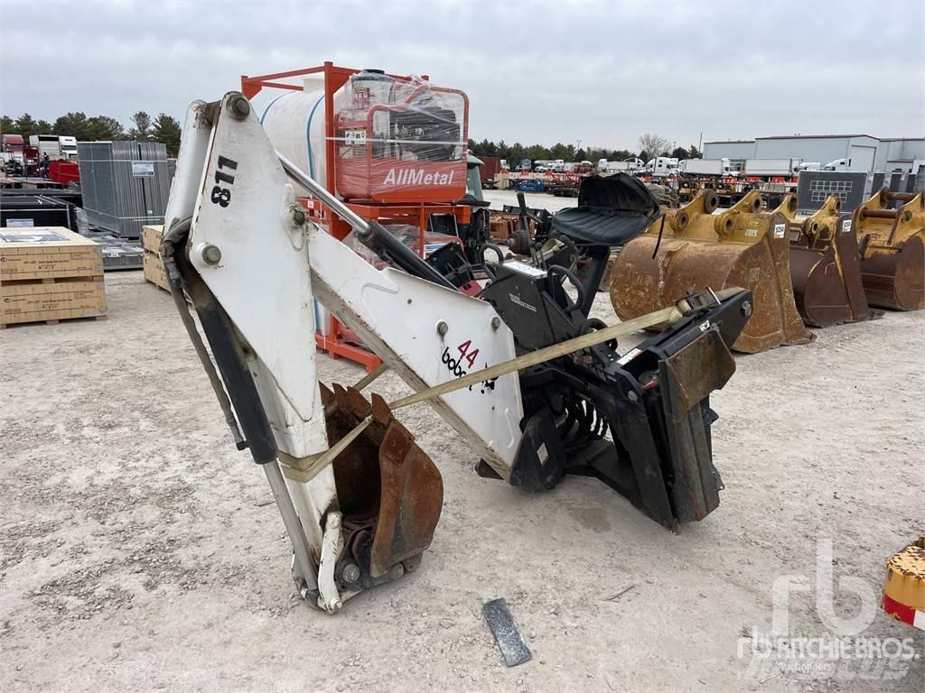 Bobcat 811 Tranšėjų kasimo technika