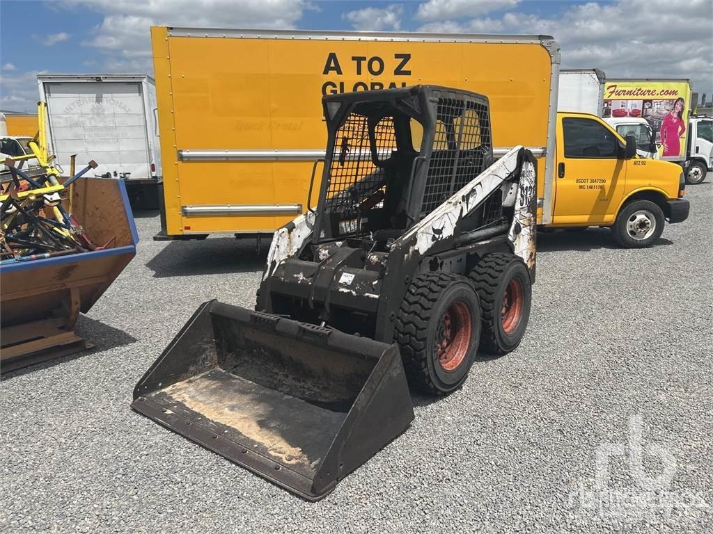 Bobcat S130 Krautuvai su šoniniu pasukimu