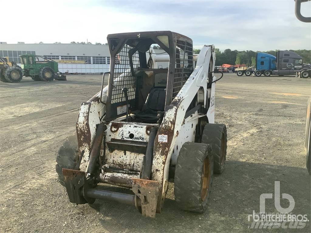Bobcat S250 Krautuvai su šoniniu pasukimu