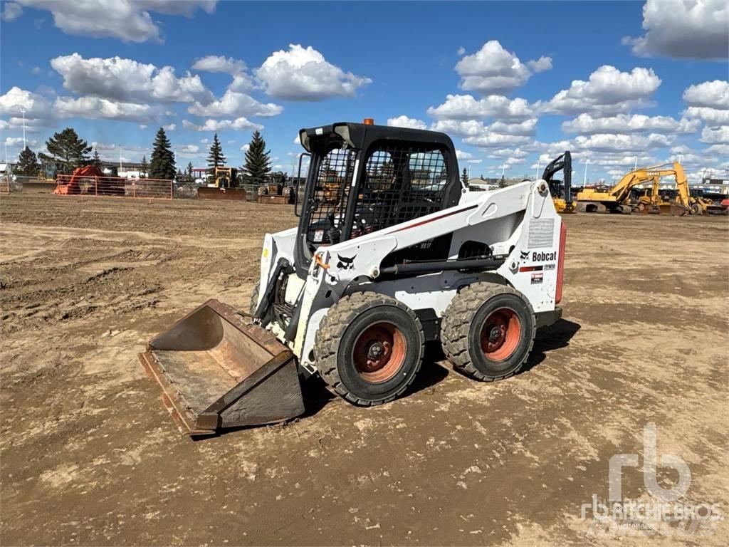 Bobcat S630 Krautuvai su šoniniu pasukimu