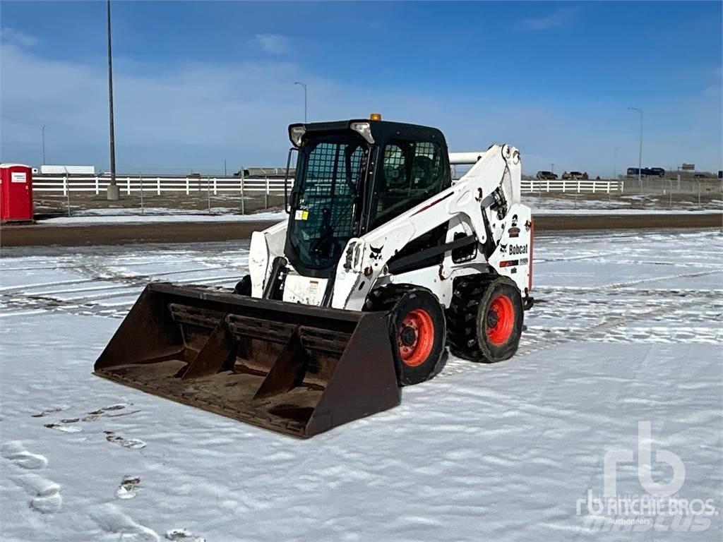 Bobcat S650 Krautuvai su šoniniu pasukimu