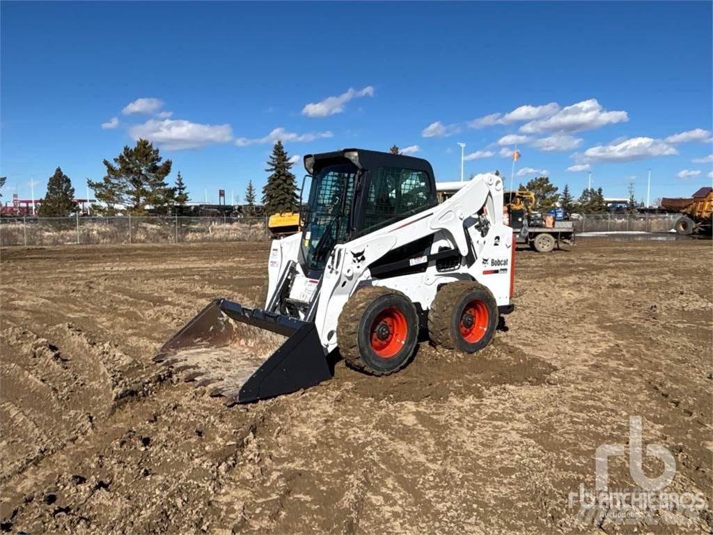 Bobcat S650 Krautuvai su šoniniu pasukimu