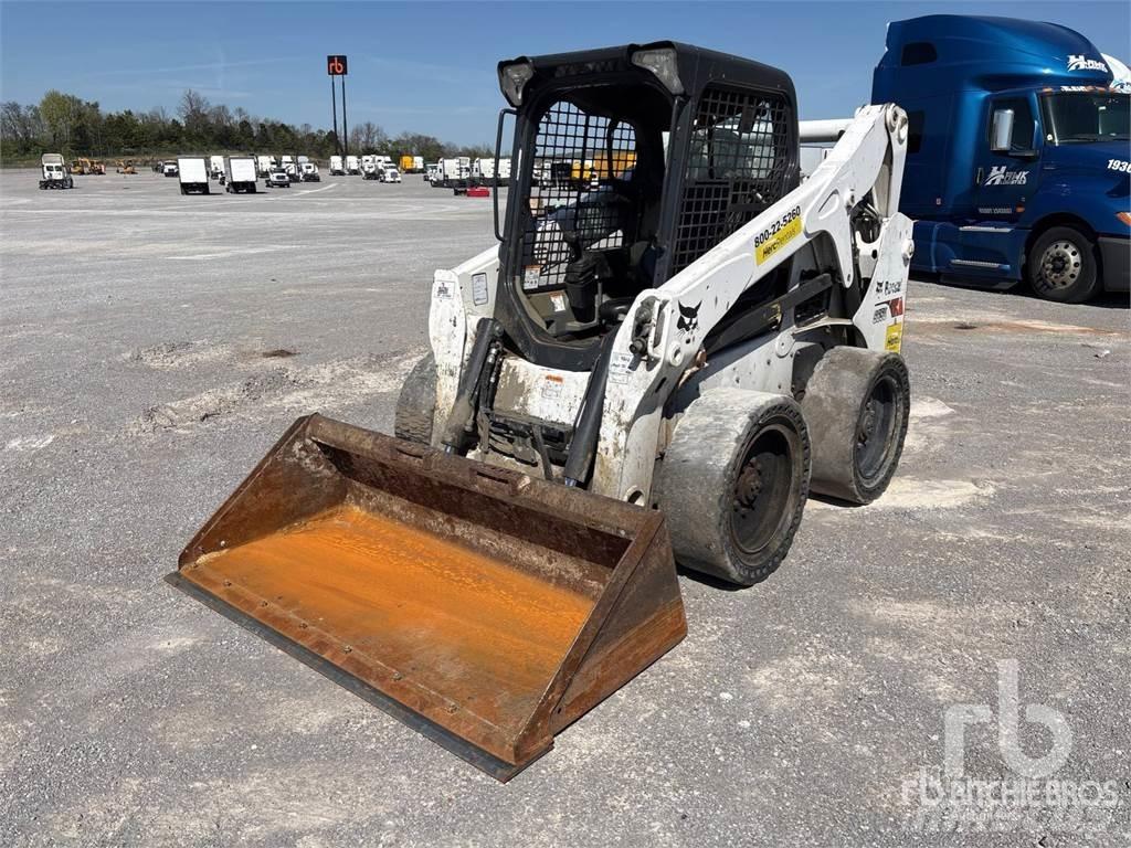 Bobcat S650 Krautuvai su šoniniu pasukimu