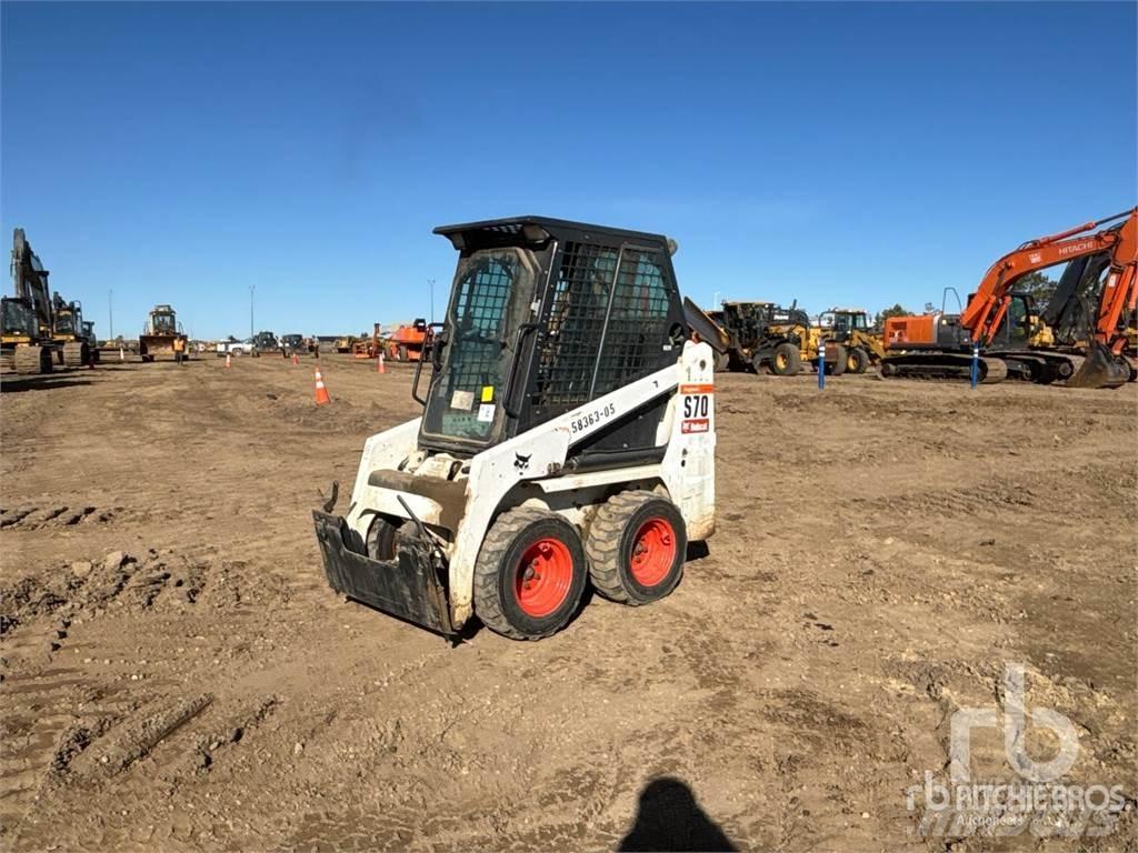 Bobcat S70 Krautuvai su šoniniu pasukimu