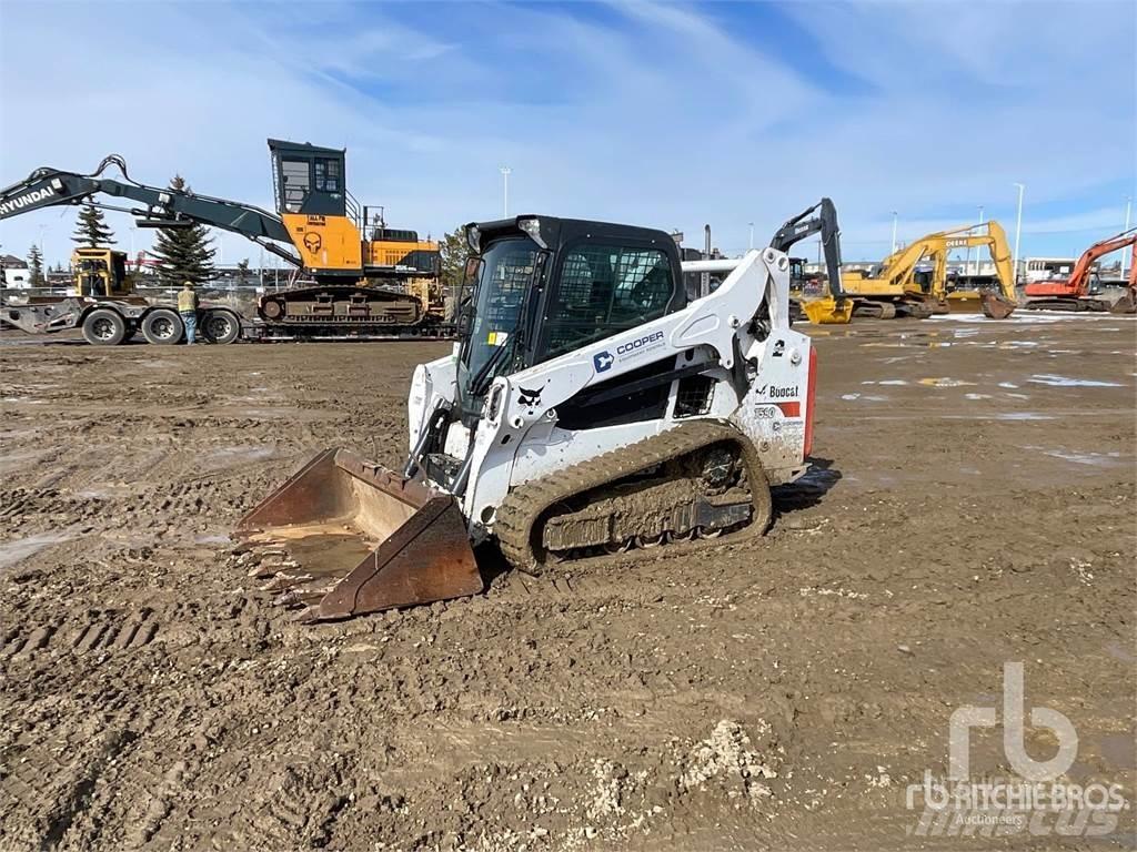 Bobcat T590 Krautuvai su šoniniu pasukimu