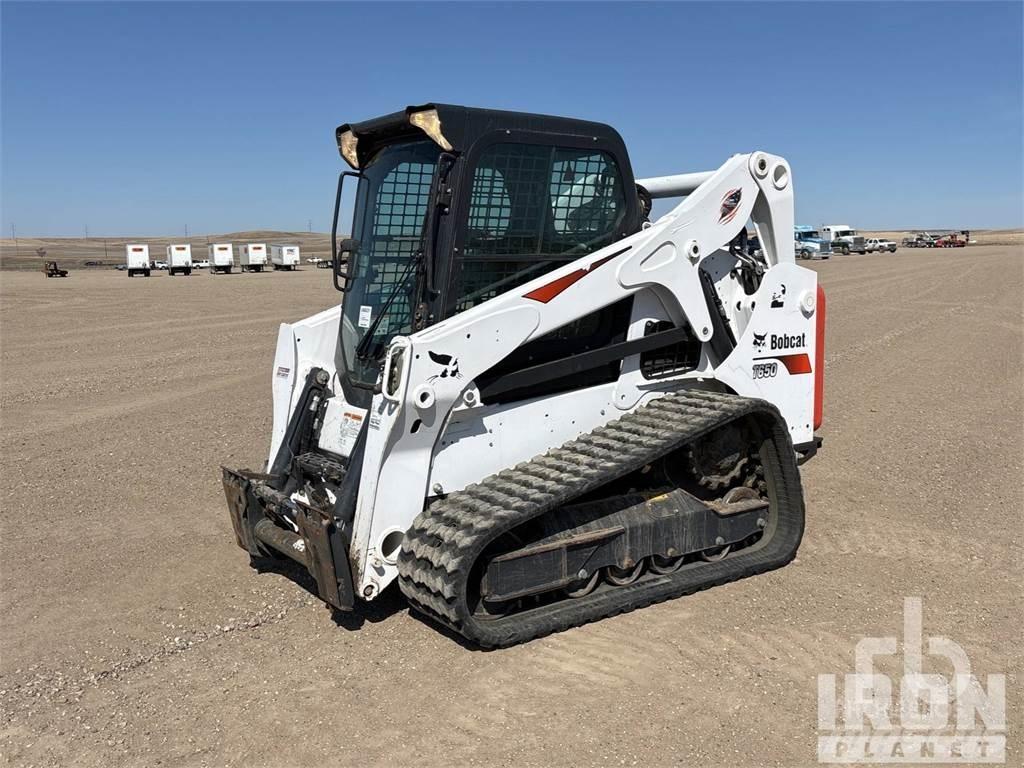 Bobcat T650 Krautuvai su šoniniu pasukimu