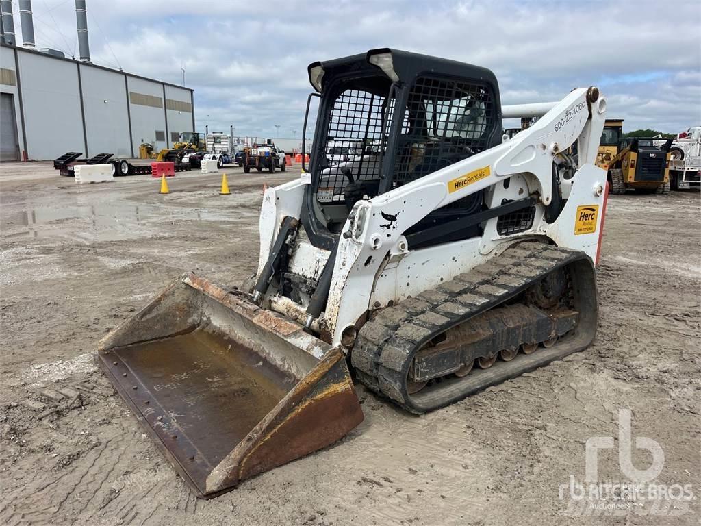 Bobcat T740 Krautuvai su šoniniu pasukimu