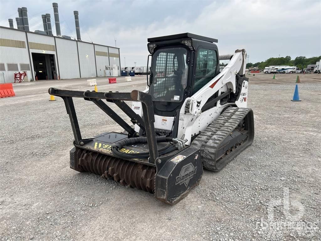 Bobcat T770 Krautuvai su šoniniu pasukimu