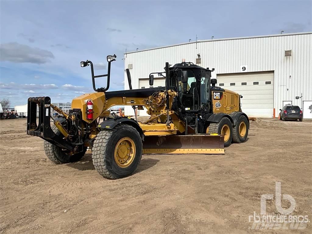 CAT 140M3 Greideriai