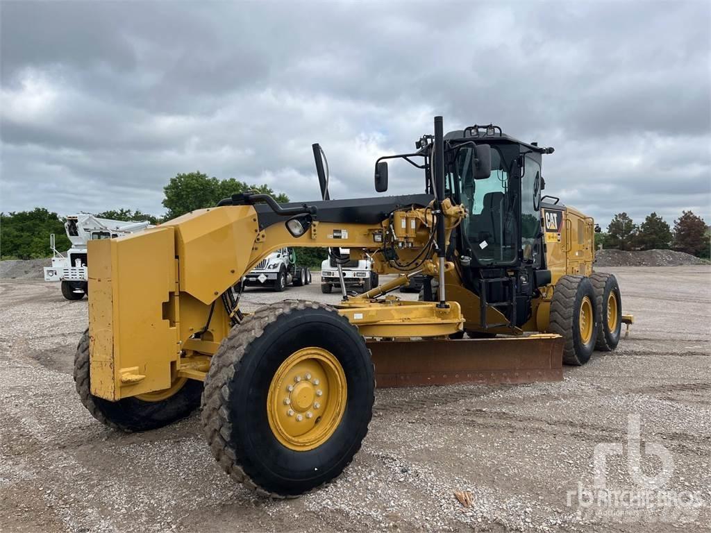 CAT 140M3 Greideriai