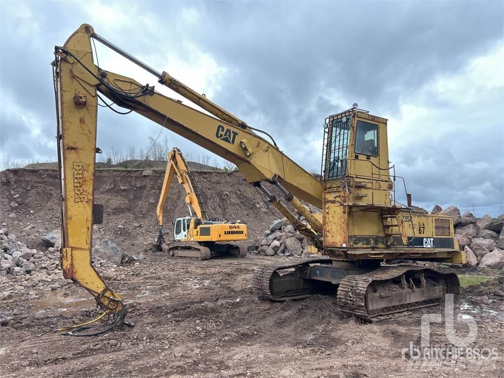 CAT 235C Atliekų / pramoniniai krautuvai