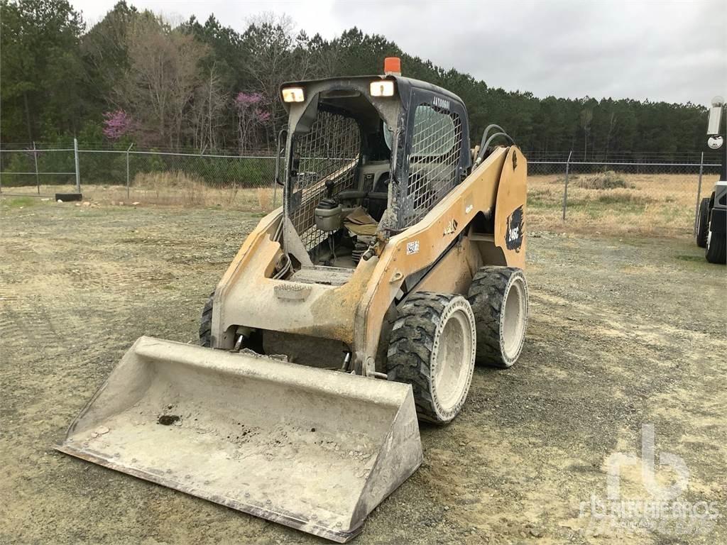 CAT 246C Krautuvai su šoniniu pasukimu