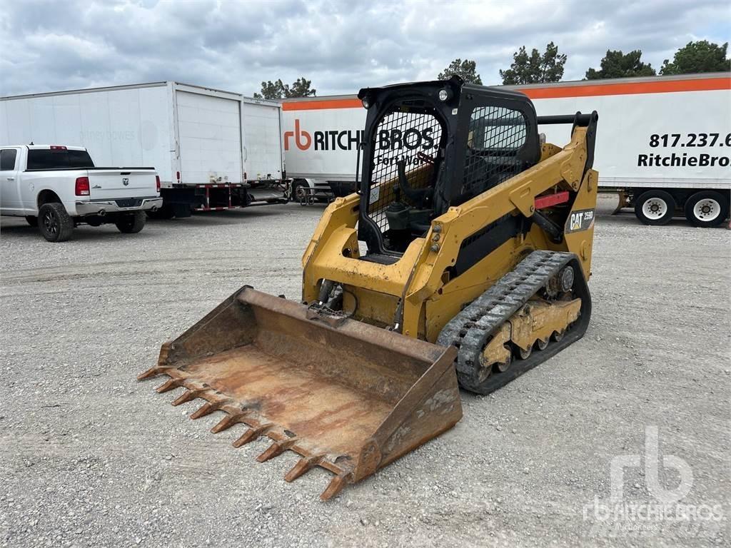 CAT 259D Krautuvai su šoniniu pasukimu