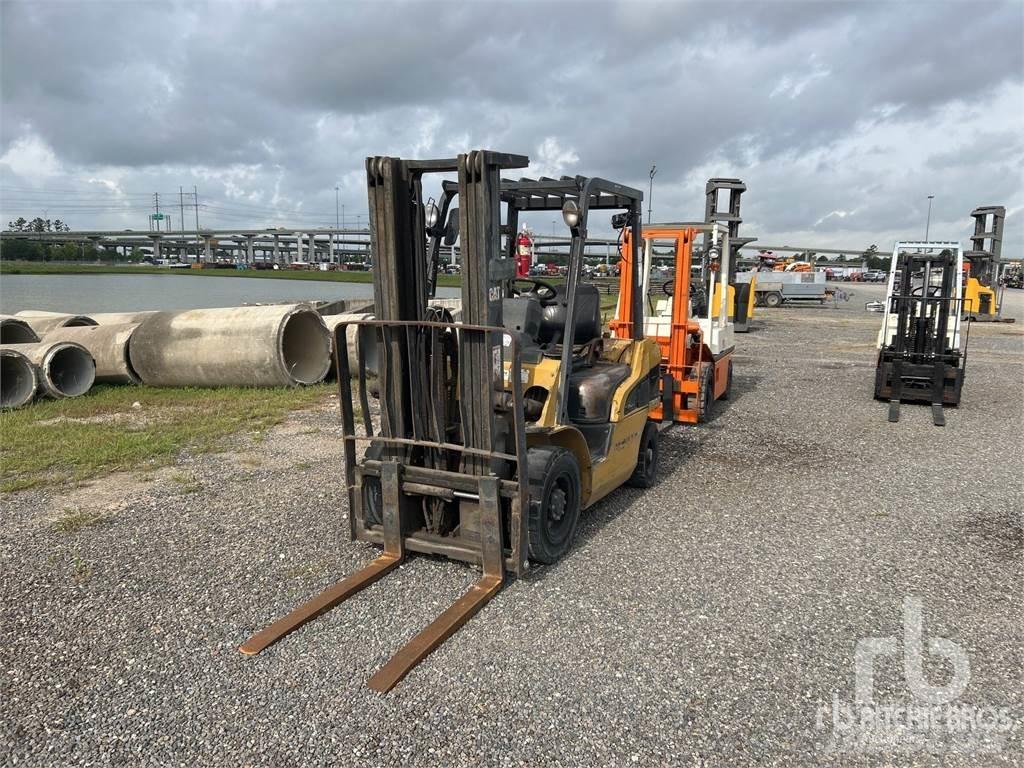 CAT 2PD5000 Dyzeliniai krautuvai