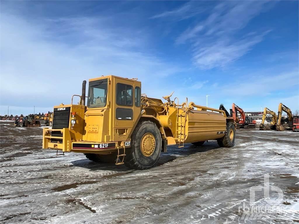 CAT 621F Vandens sunkvežimiai