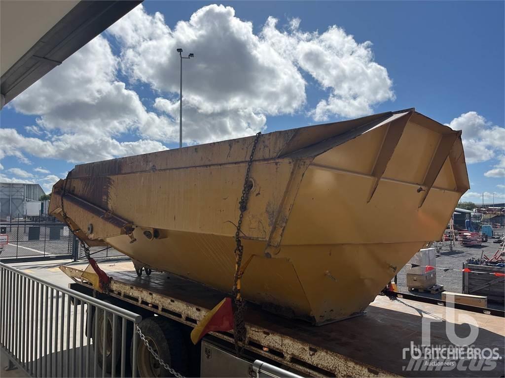 CAT 730C Kabinos ir interjeras