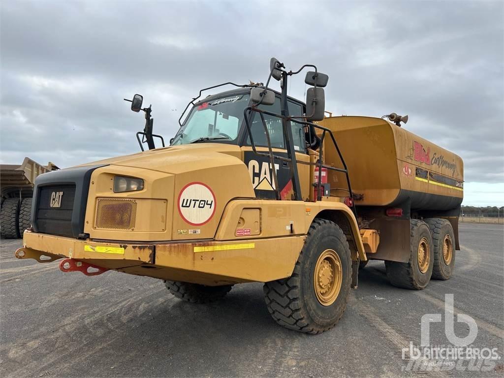 CAT 730C2 Vandens sunkvežimiai