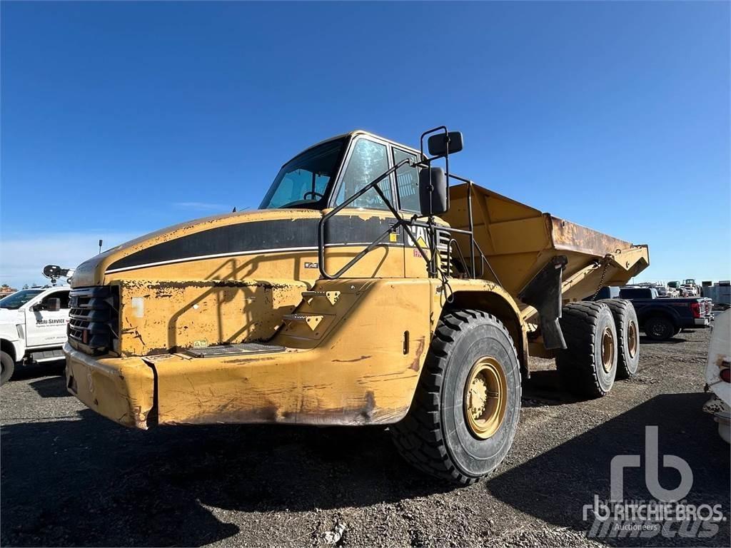 CAT 735 Karjeriniai savivarčiai
