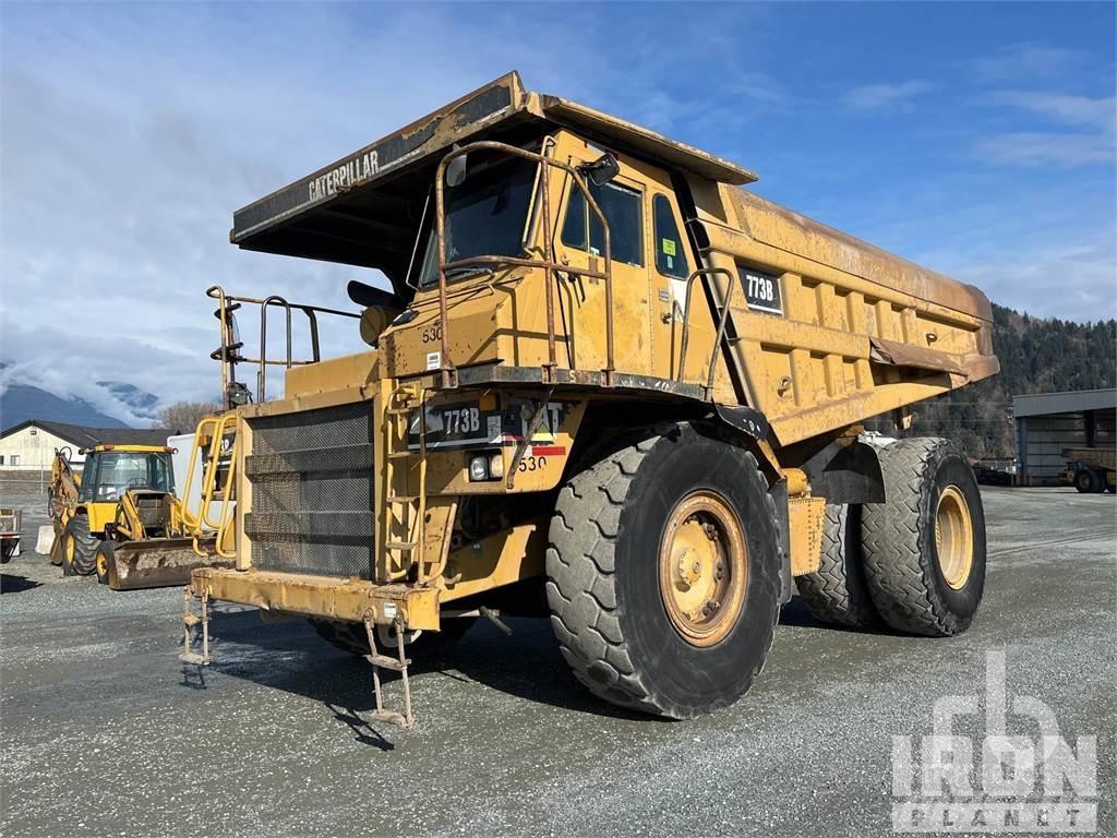 CAT 773B Atliekų išvežimo technika