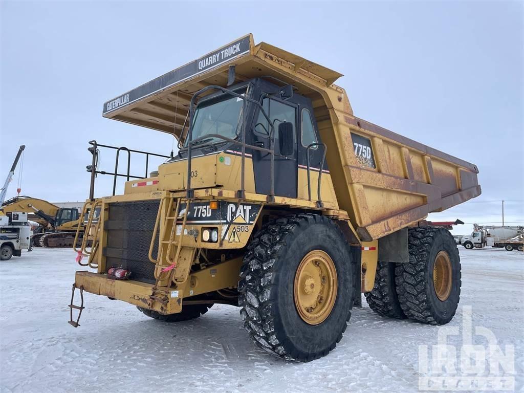 CAT 775D Atliekų išvežimo technika