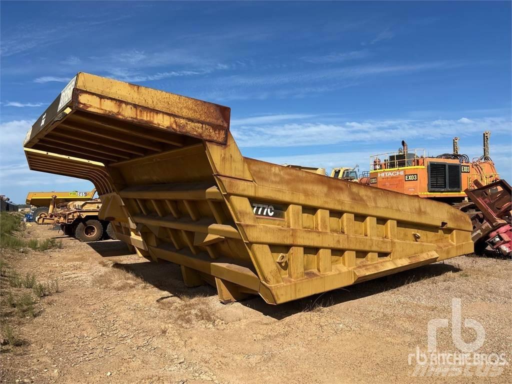 CAT 777C Dėžės