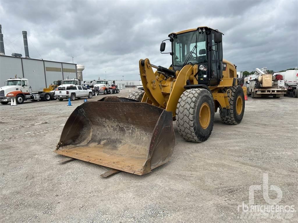 CAT 924K Naudoti ratiniai krautuvai