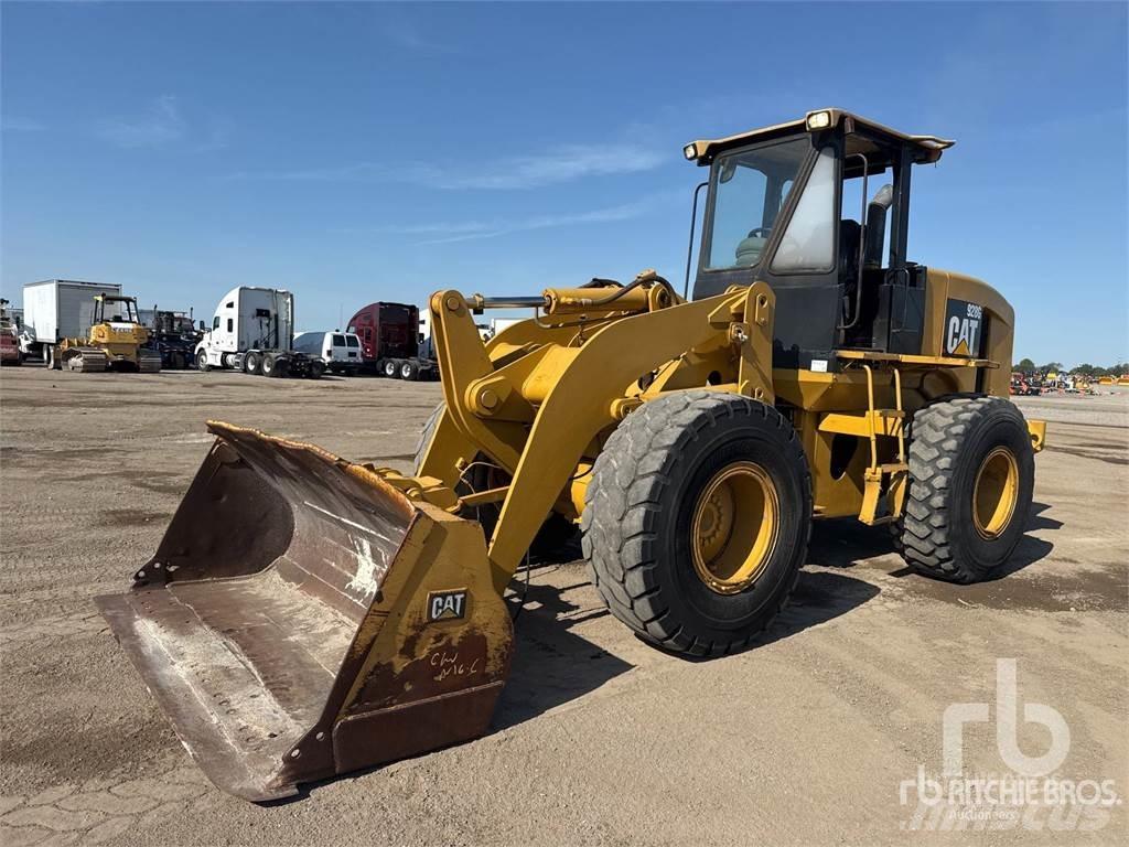 CAT 928G Naudoti ratiniai krautuvai