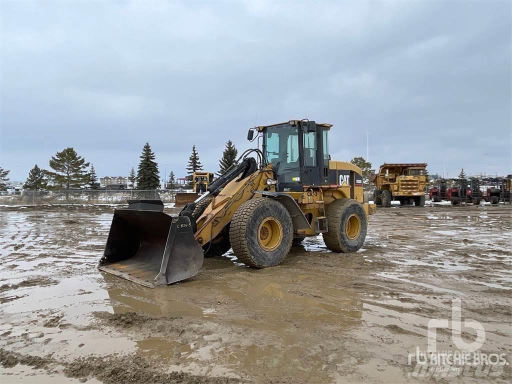 CAT 930G Naudoti ratiniai krautuvai