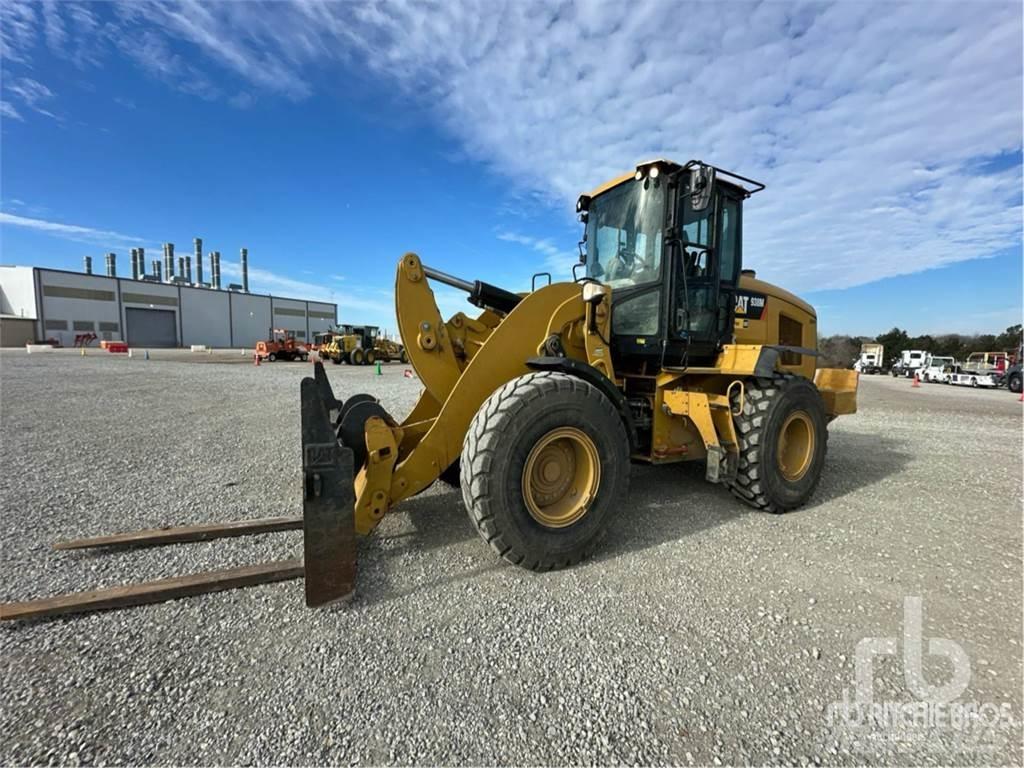 CAT 938M Naudoti ratiniai krautuvai