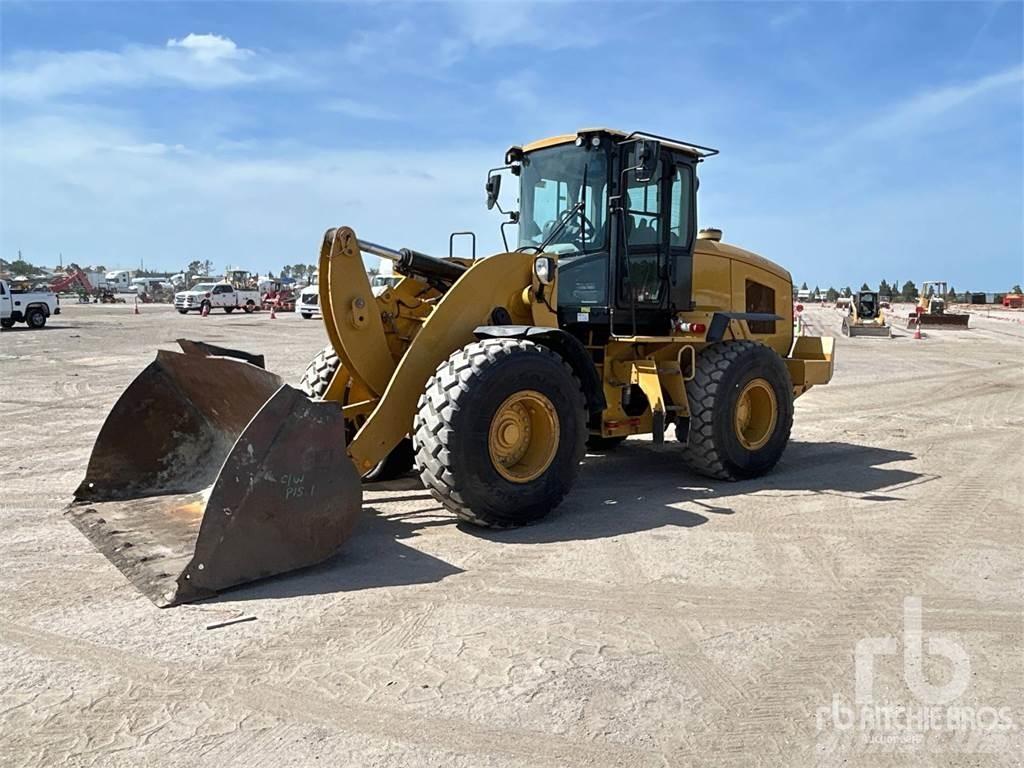 CAT 938M Naudoti ratiniai krautuvai
