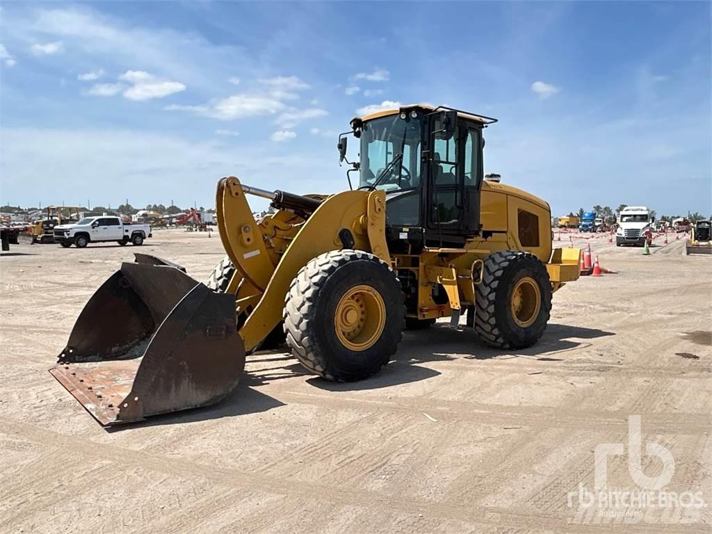 CAT 938M Naudoti ratiniai krautuvai