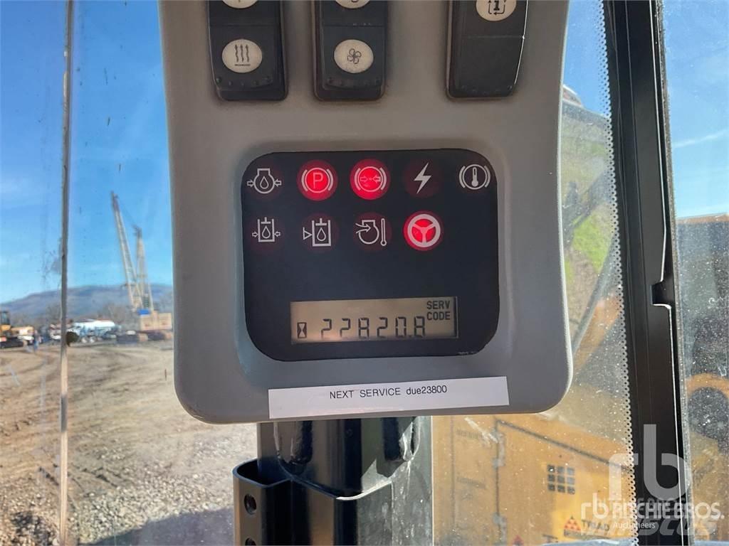 CAT 980H Naudoti ratiniai krautuvai