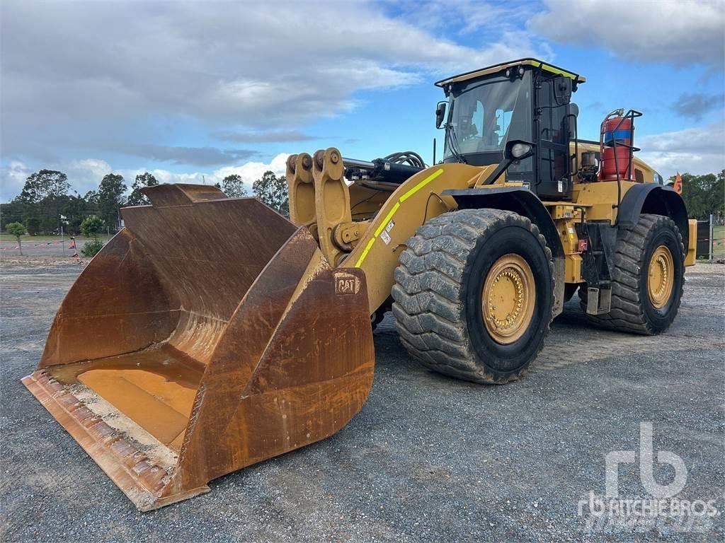 CAT 982M Naudoti ratiniai krautuvai