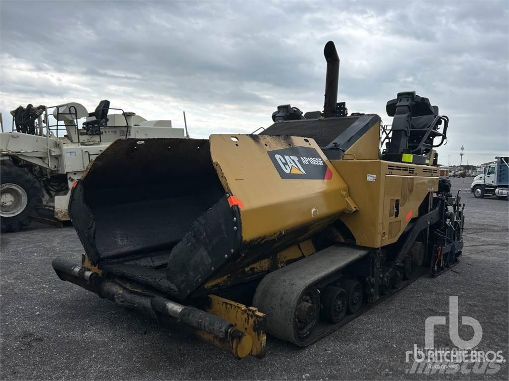 CAT AP1055F Asfalto klotuvai