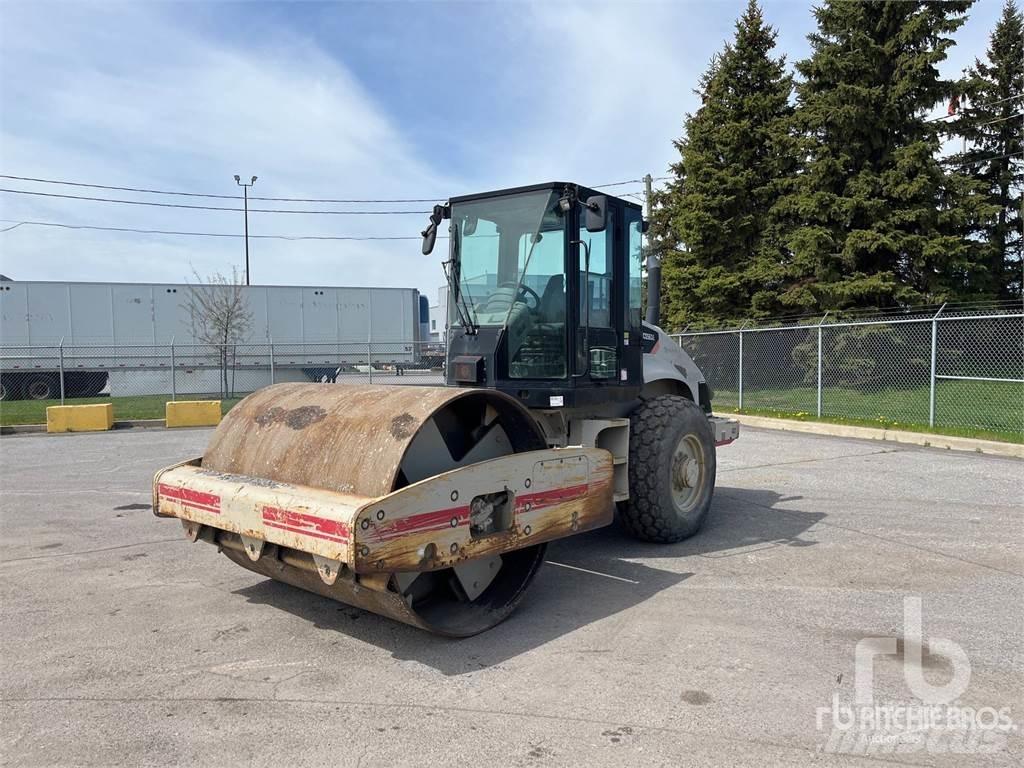 CAT CS563E Gruntiniai volai