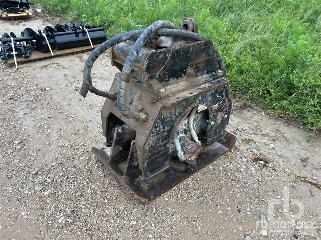 CAT CVP45 Vibratoriai