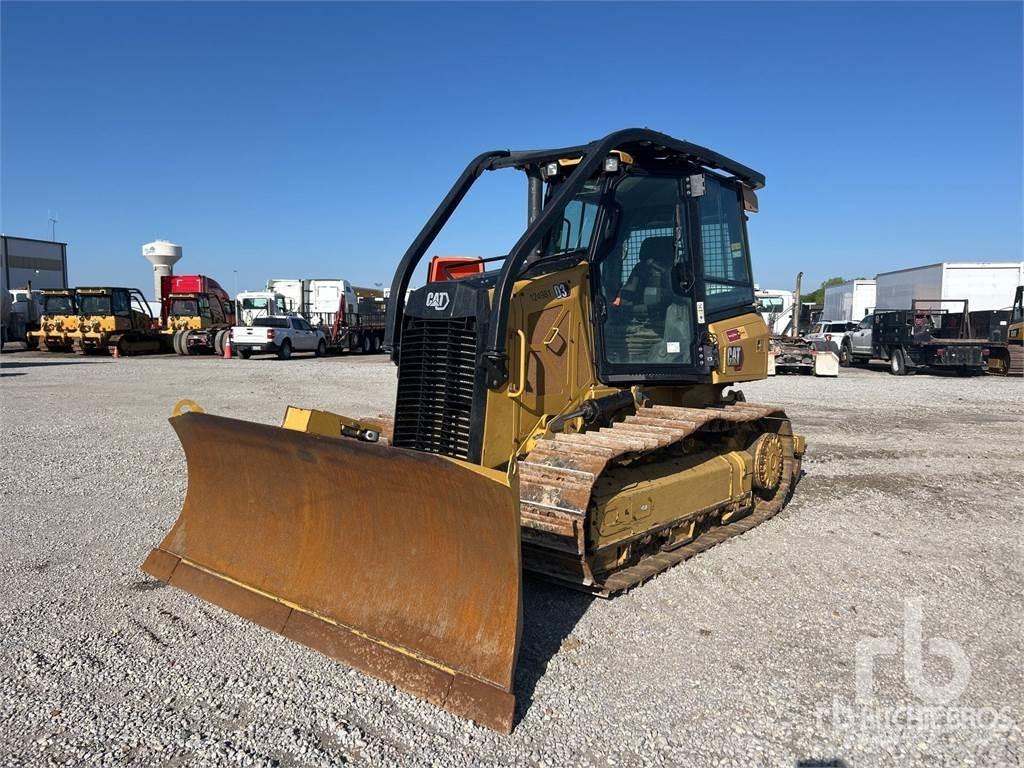 CAT D3 Vikšriniai buldozeriai