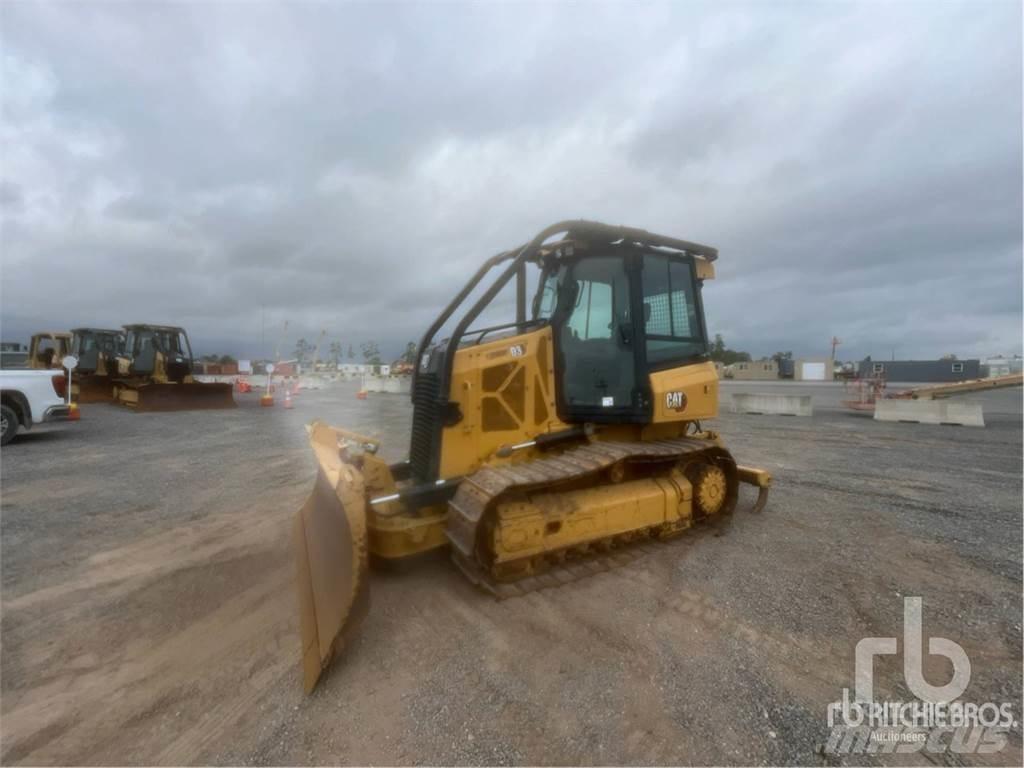 CAT D3 Vikšriniai buldozeriai