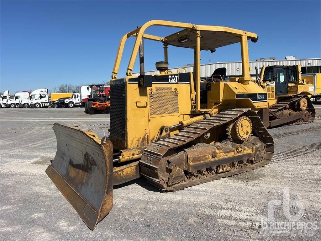CAT D5MXL Vikšriniai buldozeriai