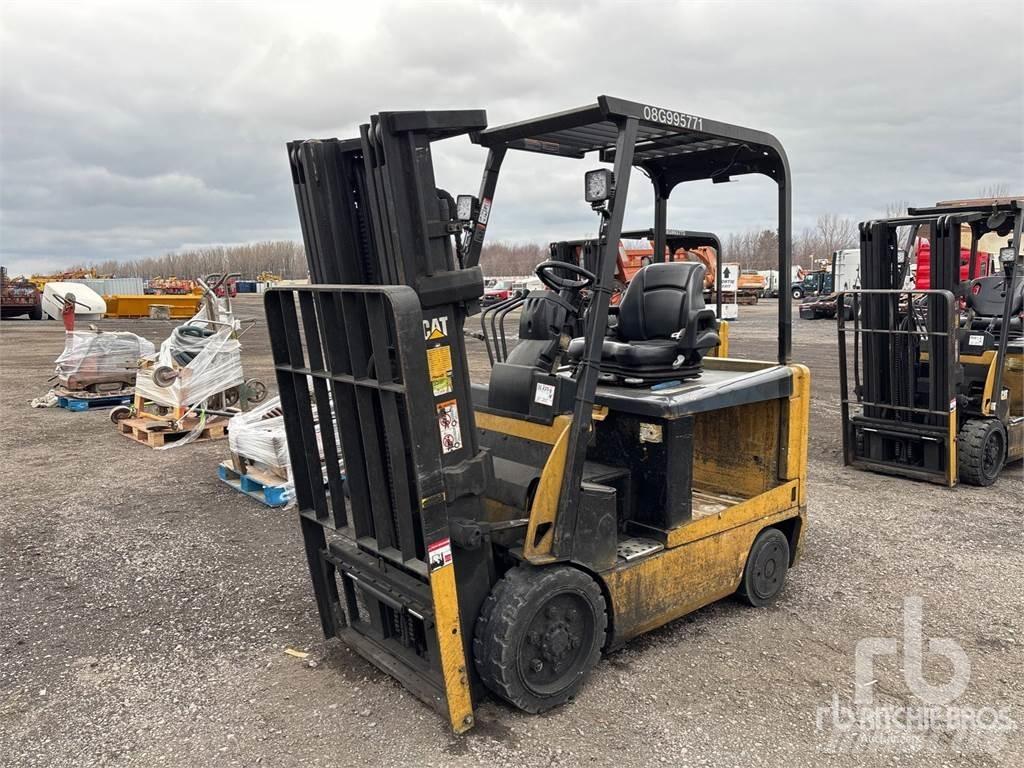 CAT EX4000 Elektriniai šakiniai krautuvai